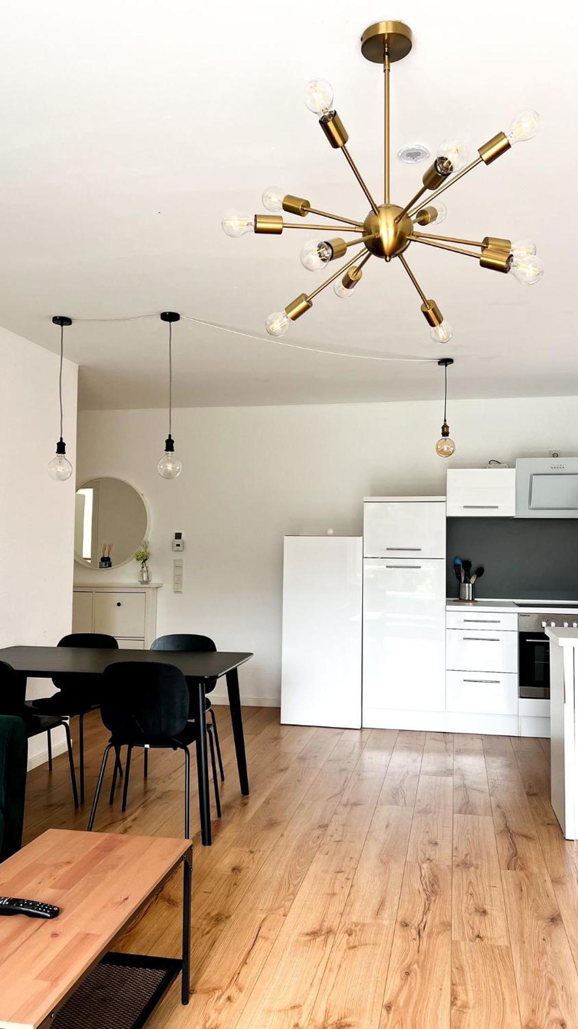 2 Zkb Apartment In Mannheim Kueche - Parken - Grosser Tv Esterno foto