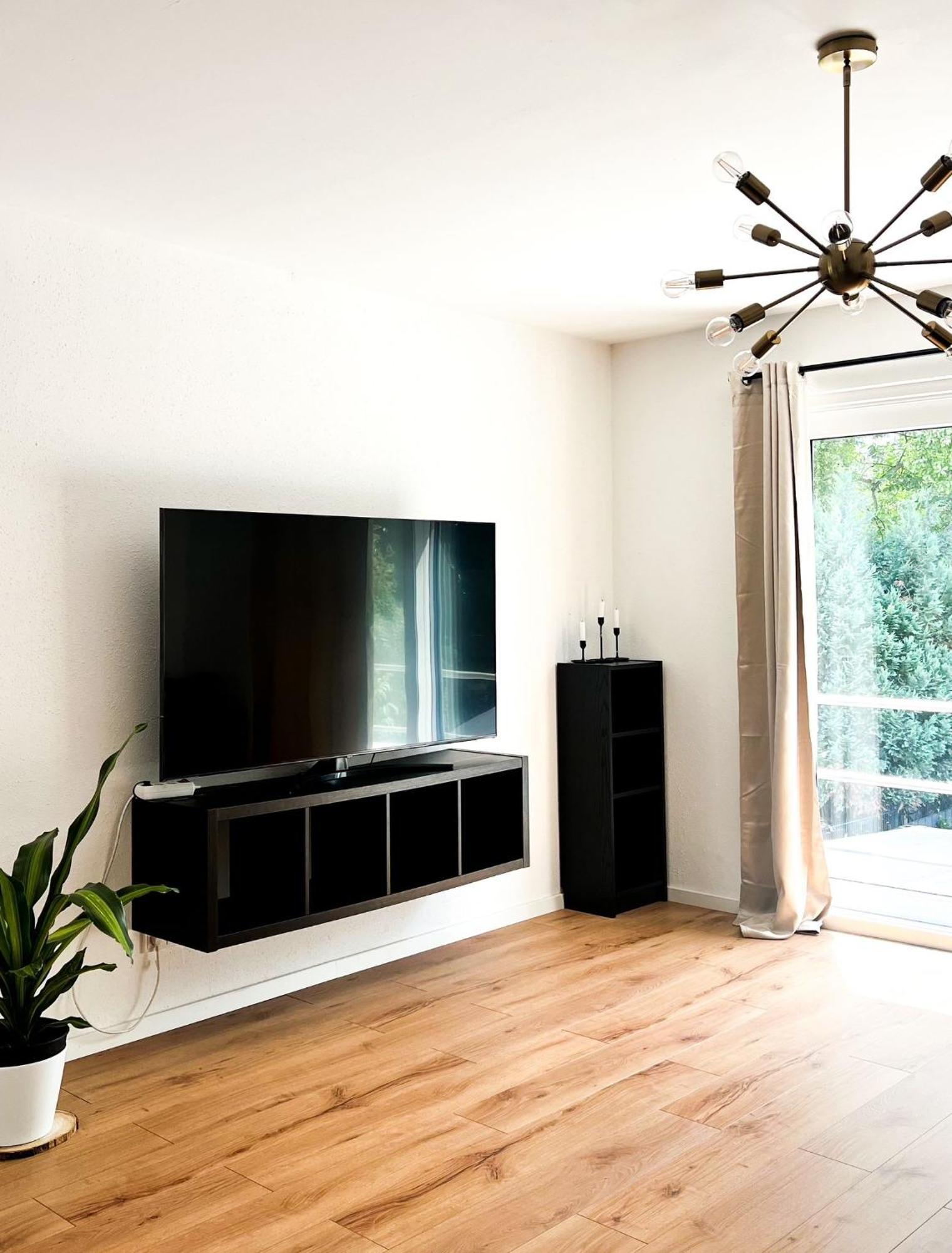 2 Zkb Apartment In Mannheim Kueche - Parken - Grosser Tv Esterno foto